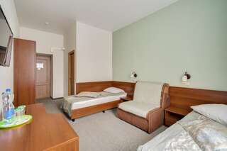 Гостиница Lefort MiniHotel Москва Двухместный номер с 2 отдельными кроватями и дополнительной кроватью-7